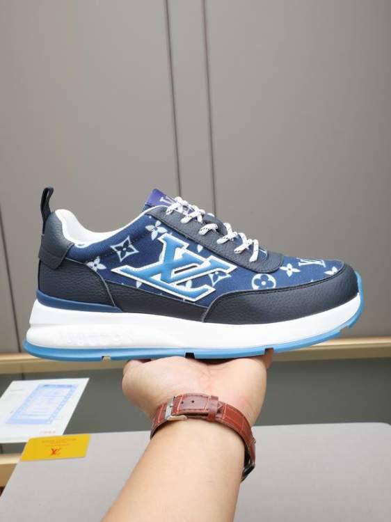 Picture of Louis Vuitton Shoes _SKULVsz38-44hnq012017478